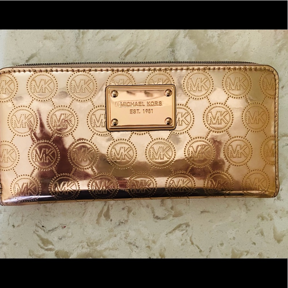 NWT MK Wallet
